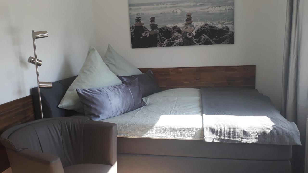 Gemuetliches Apartment Am Kurpark In באד אמס מראה חיצוני תמונה